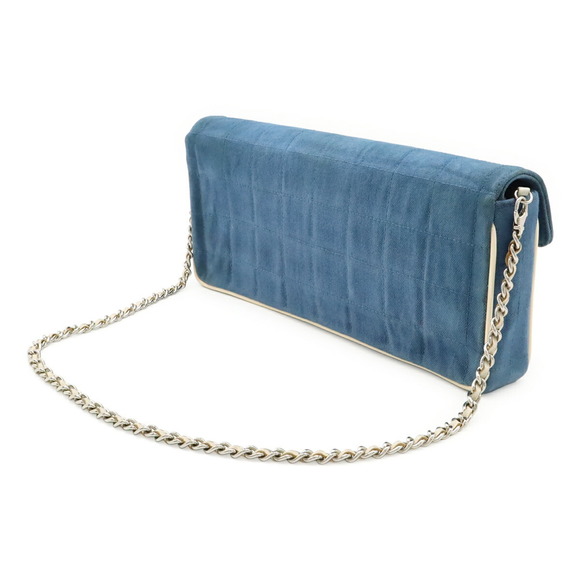 CHANEL Blue Leather Shoulder Bag - Picture 3 of 10